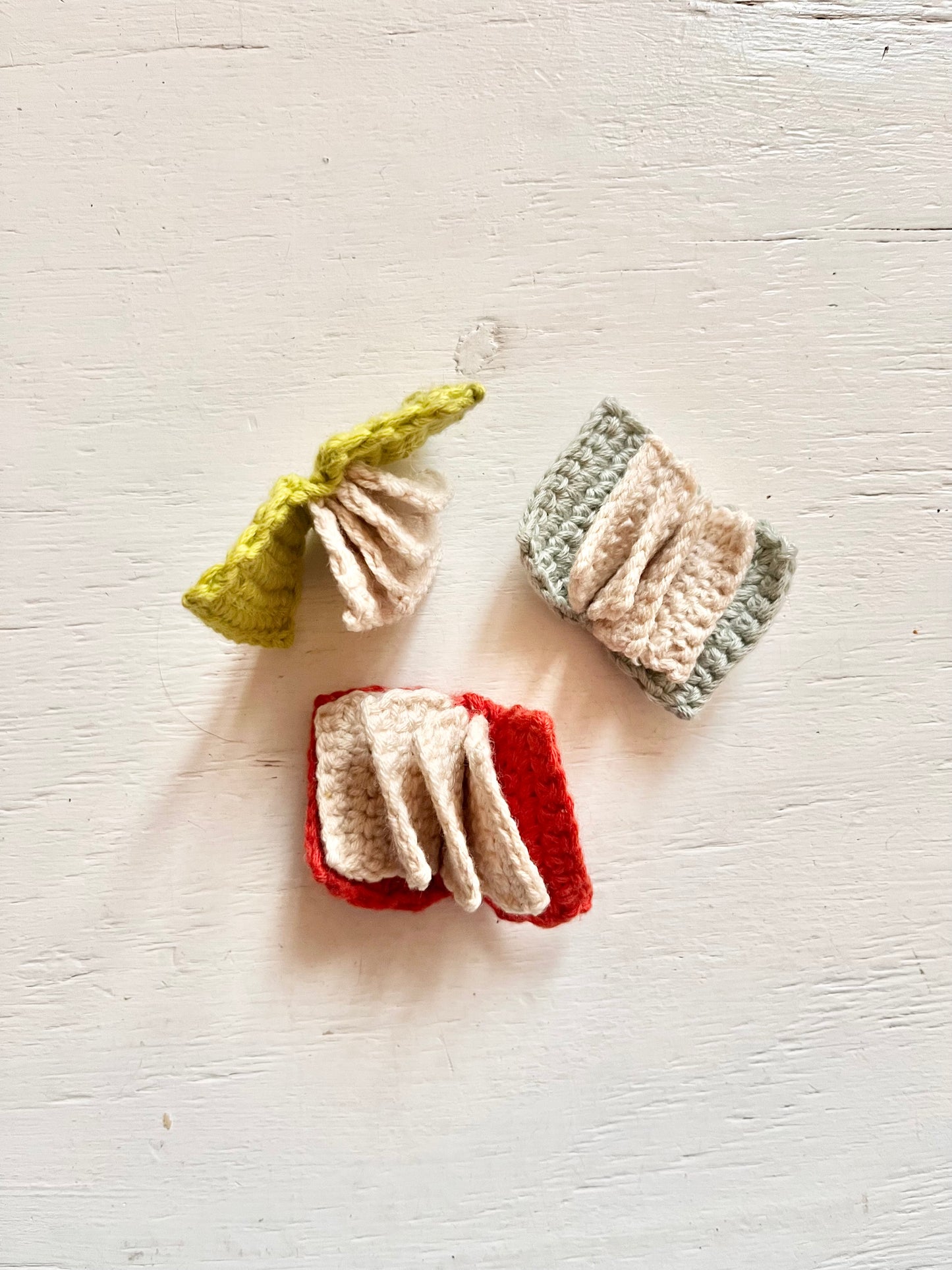 Book with pages Crochet Pattern. Dollhouse size