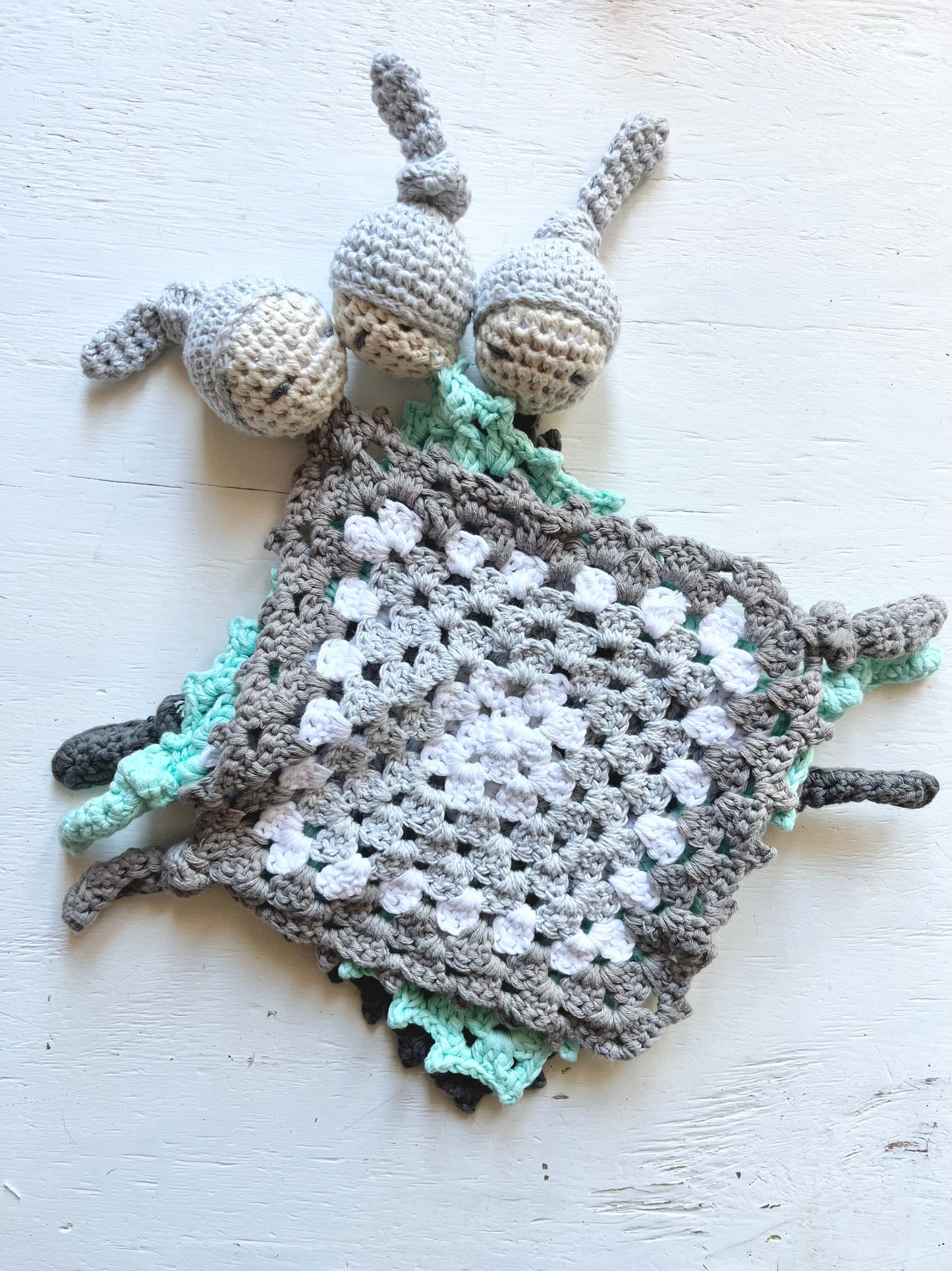 Baby-Granny Dudu Blanket Dolls 3Stitches light grey