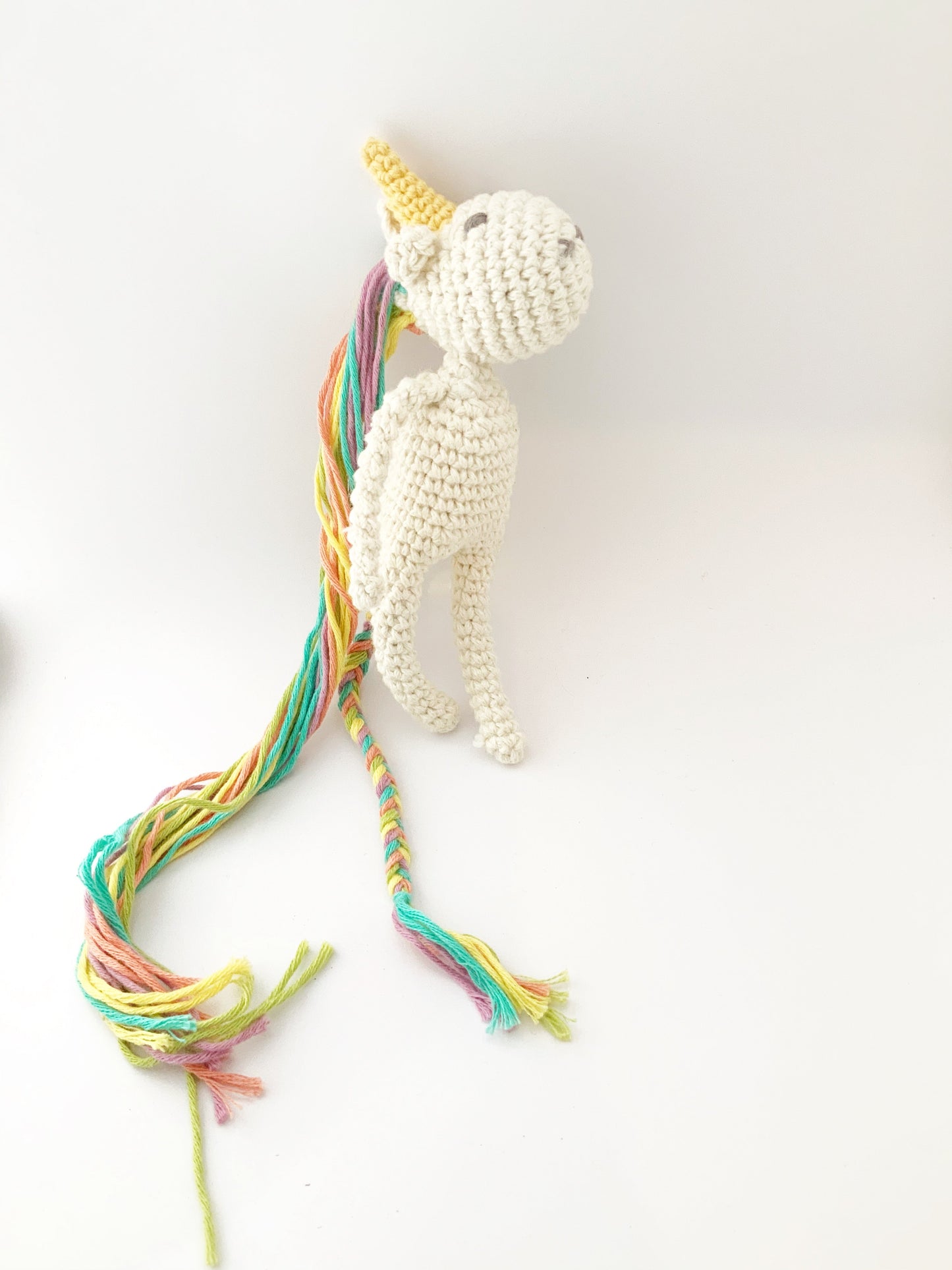 Slinky the Unicorn Toy 3Stitches