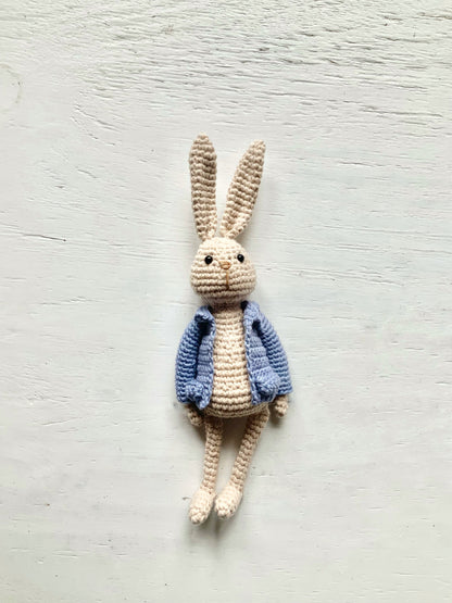 No Sew Peter Rabbit Reading Buddy Crochet Pattern Pattern 3Stitches   